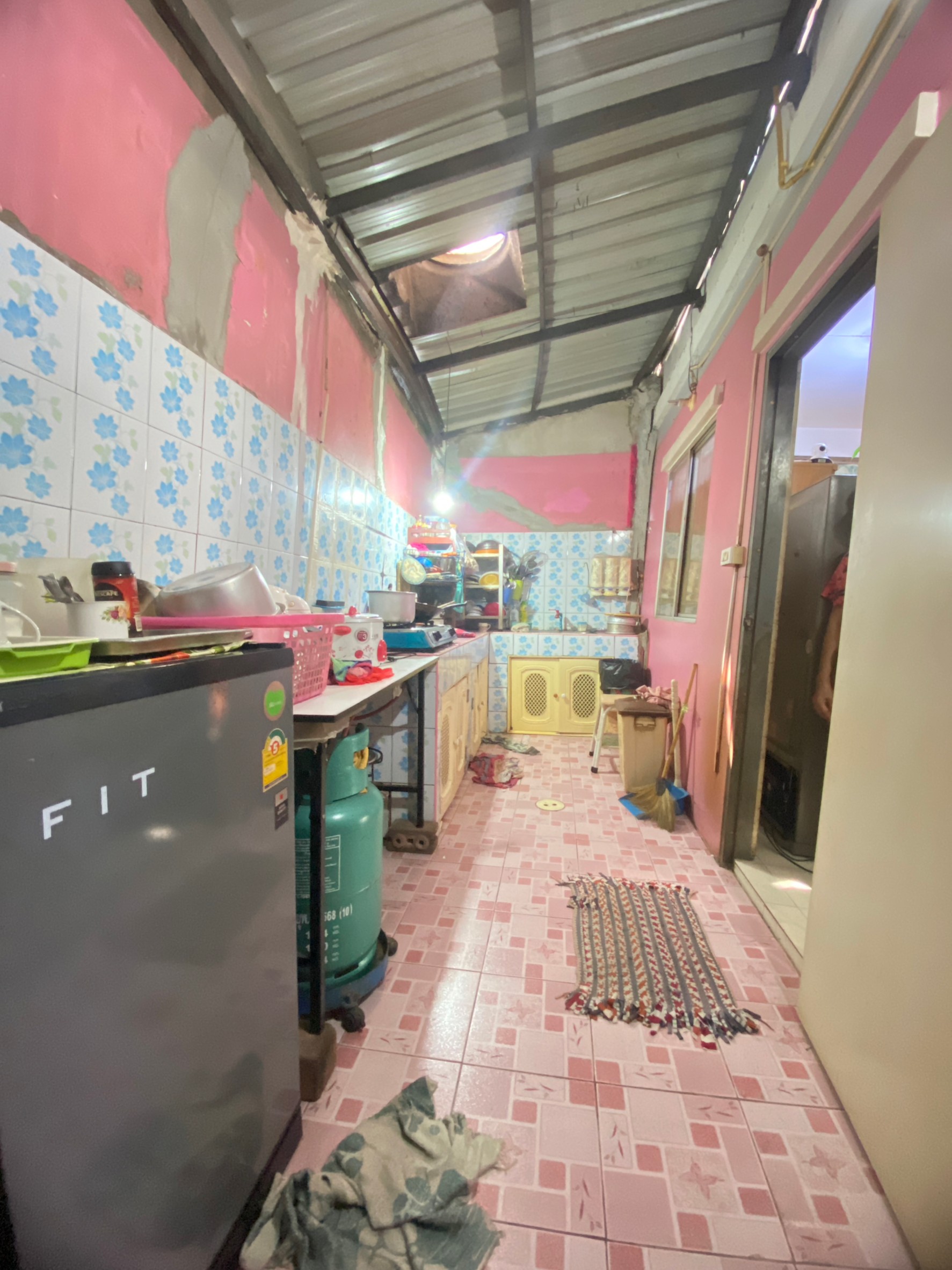 ขายด่วนบ้านทาวน์เฮาส์2ชั้น หมู่บ้านพฤกษา59/1 บางปู-สมุทรปราการ